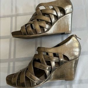 Aerosoles black wedge sandals with zipper, size 8.5